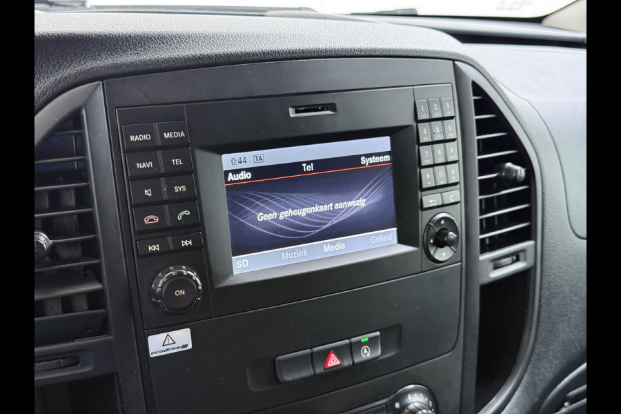 Mercedes-Benz Vito 110CDI Extra Lang 3-Persoons Camera Oprijplaat Airco Bluetooth Licht-/regensensor Betonplex Vloer Wandbetimmering Sidebars Euro 6 Origineel Nederlandse Auto