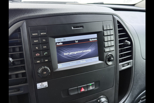 Mercedes-Benz Vito 110CDI Extra Lang 3-Persoons Camera Oprijplaat Airco Bluetooth Licht-/regensensor Betonplex Vloer Wandbetimmering Sidebars Euro 6 Origineel Nederlandse Auto