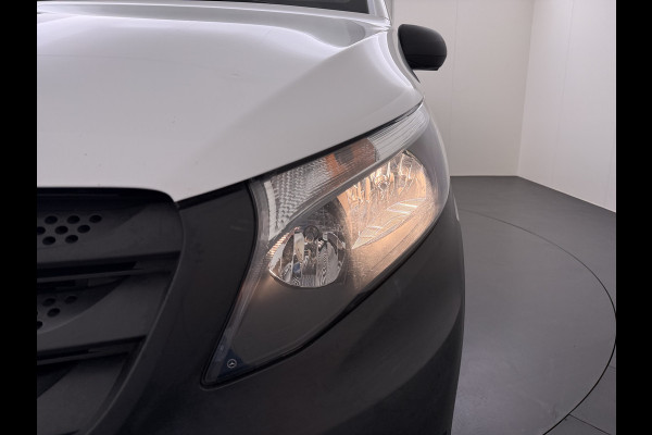 Mercedes-Benz Vito 110CDI Extra Lang 3-Persoons Camera Oprijplaat Airco Bluetooth Licht-/regensensor Betonplex Vloer Wandbetimmering Sidebars Euro 6 Origineel Nederlandse Auto