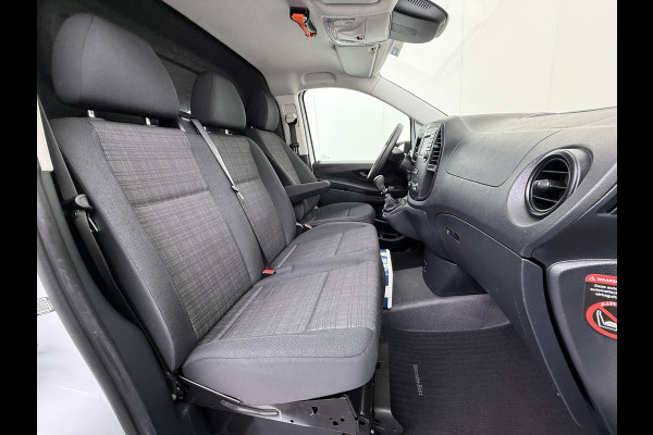 Mercedes-Benz Vito 110CDI Extra Lang 3-Persoons Camera Oprijplaat Airco Bluetooth Licht-/regensensor Betonplex Vloer Wandbetimmering Sidebars Euro 6 Origineel Nederlandse Auto