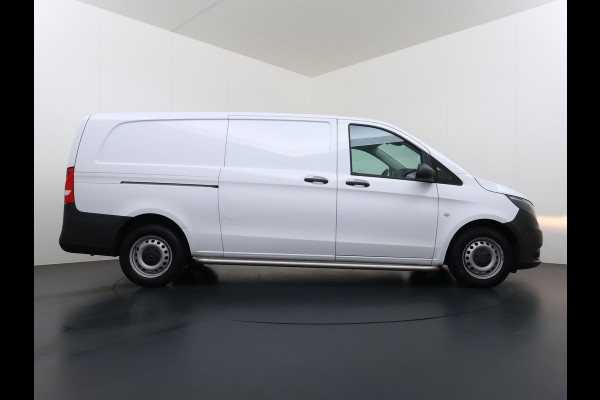 Mercedes-Benz Vito 110CDI Extra Lang 3-Persoons Camera Oprijplaat Airco Bluetooth Licht-/regensensor Betonplex Vloer Wandbetimmering Sidebars Euro 6 Origineel Nederlandse Auto