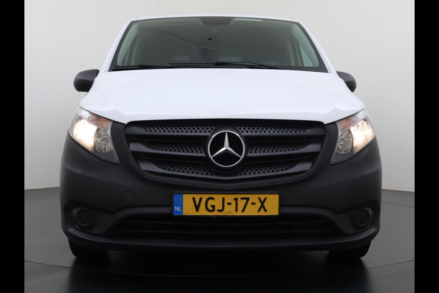 Mercedes-Benz Vito 110CDI Extra Lang 3-Persoons Camera Oprijplaat Airco Bluetooth Licht-/regensensor Betonplex Vloer Wandbetimmering Sidebars Euro 6 Origineel Nederlandse Auto