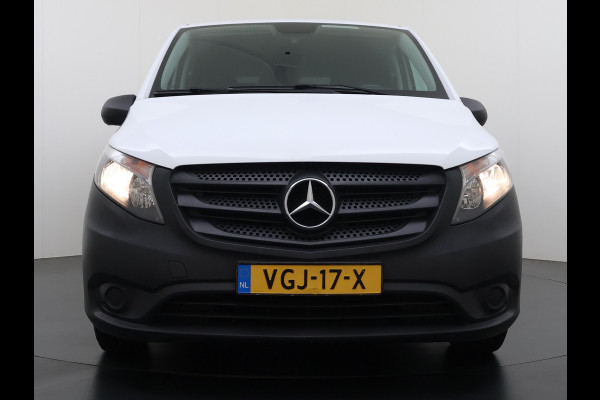 Mercedes-Benz Vito 110CDI Extra Lang 3-Persoons Camera Oprijplaat Airco Bluetooth Licht-/regensensor Betonplex Vloer Wandbetimmering Sidebars Euro 6 Origineel Nederlandse Auto
