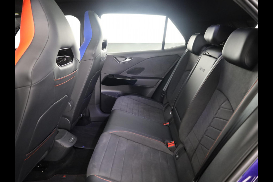 Volkswagen ID.3 GTX Performance 79 kWh 326PK | Fire+Ice pakket | Panoramadak