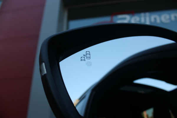 Alfa Romeo junior 1.2 145PK IBRIDA SPECIALE | PANORAMA SCHUIF/KANTEL DAK | TECHNO PACK: LED MATRIX KOPLAMPEN/AUTOMATISCH DIMMENDE BINNENSPIEGEL/DRAADLOZE TELEFOONLADER/ELEKTRISCH VERSTELBARE EN VERWARMBARE ZIJSPIEGELS MET DODEHOEK DETECTIE, ELEKTRISCH INKLAPBAAR/NAVIGATIE/HANDS-FREE ACHTERKLEP/KEYLESS ENTRY/USB TYPE C/ADAPTIVE CRUISE CONTROL MET LANE CENTERING EN FILE-ASSISTENT/ACHTERUITRIJ CAMERA MET DYNAMISCHE RIJLIJNEN/AUDIOSYSTEEM MET 6 SPEAKERS | PREMIUM PACK: "SPIGA" STOFFEN/ECOLEDER BEKLEDING MET RODE ACCENTEN - 6-VOUDIG ELEKTRISCH VERSTELBARE BESTUURDERSSTOEL, 6-VOUDIG VERSTELBA