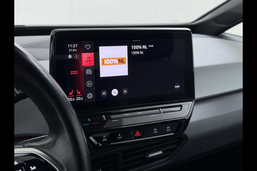 Volkswagen ID.3 First Plus 62kWh Trekhaak Adap.Cruise SOH 93% Camera Stoel+Stuurverwarming Navi-Pro Apple Carplay Android Auto Pdc Keyless advanced Matrix-Led Privacy Glas Lmv DAB Lmv 19" Isofix 1e Eigenaar Origineel Nederlandse Auto