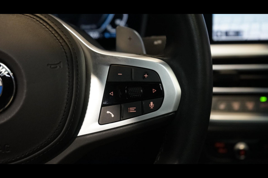 BMW 3-serie 330e M-Sport Shadow Line AUTOMAAT-360 CAMERA-ACC-AMBIANCE-HEADUP-KEYLESS-LASER LED-MEMORY-PANORAMA