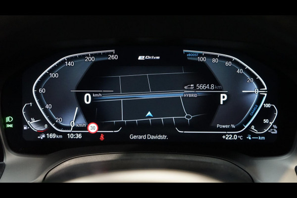 BMW 3-serie 330e M-Sport Shadow Line AUTOMAAT-360 CAMERA-ACC-AMBIANCE-HEADUP-KEYLESS-LASER LED-MEMORY-PANORAMA