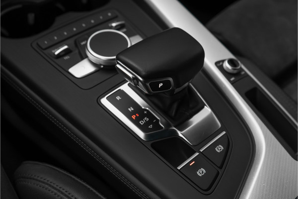 Audi A4 Avant 2.0 TFSI MHEV Automaat Leder/Alcantara CarPlay 19"