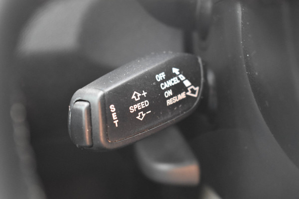 Audi A1 Sportback 1.0 TFSI | Navi | Two-Tone | Carplay | 18"LMV