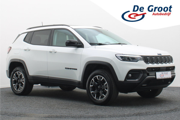 Jeep Compass 4xe 240 Plug-in Hybrid Electric Trailhawk Panoramadak, Leer, Camera, ACC, Apple Carplay, Keyless