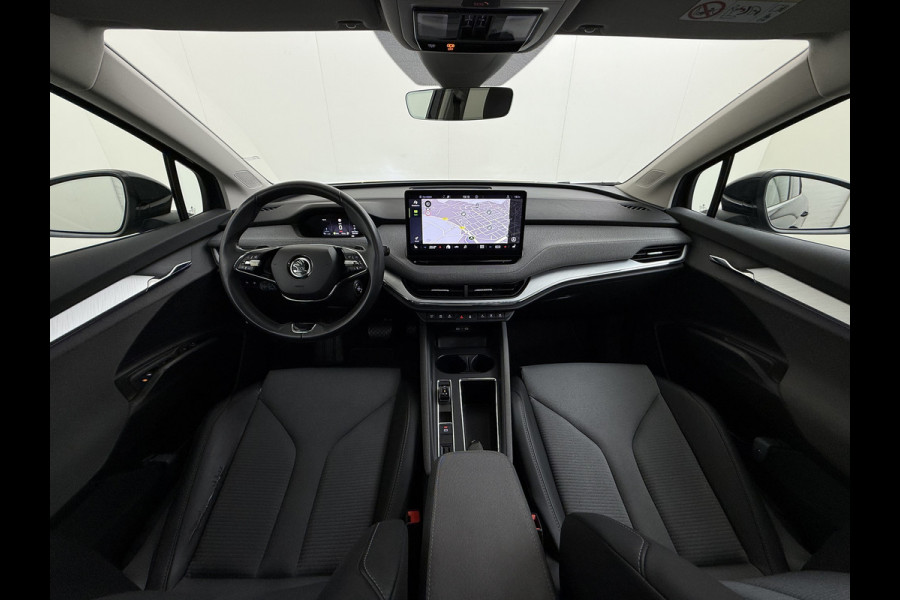 Škoda ENYAQ iV 80 Warmtepomp Soh 89% Panoramadak Adap.Cruise 3-Zone Ecc Camera Stoel+Stuurverwarming Draadloze telefoonlader Elek.Achterklep Keyless Matrix Led File assistent Lmv 20"