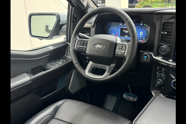 Ford USA F-150 5.0 V8 Lariat black FX4 / B&O / Pano / HUD