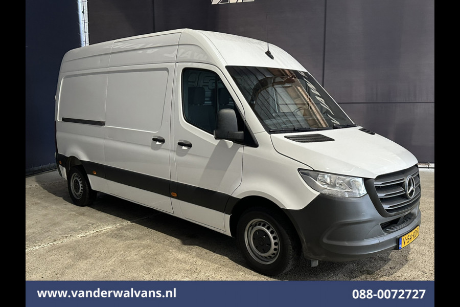 Mercedes-Benz Sprinter 211 CDI L2H2 Euro6 Airco | Camera | Trekhaak Bijrijdersbank