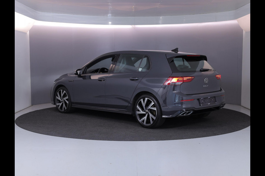 Volkswagen Golf 1.5 TSI R-Line 130 pk | Private lease vanaf €570 | Navigatie via App | Parkeersensoren | Autom. airco | LED koplampen | Apple Carplay/Android Auto | R-Line |