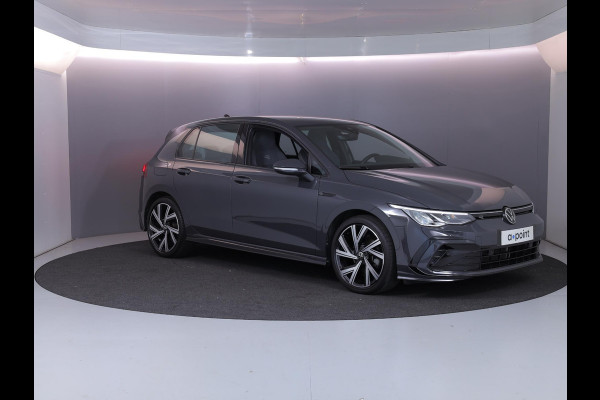 Volkswagen Golf 1.5 TSI R-Line 130 pk | Private lease vanaf €570 | Navigatie via App | Parkeersensoren | Autom. airco | LED koplampen | Apple Carplay/Android Auto | R-Line |