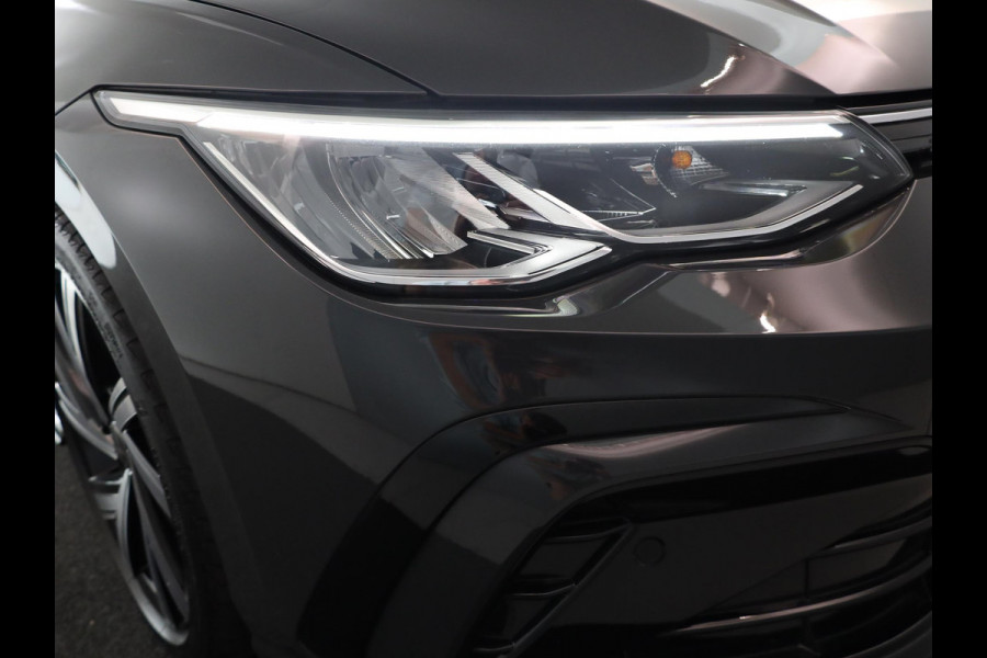 Volkswagen Golf 1.5 TSI R-Line 130 pk | Private lease vanaf €570 | Navigatie via App | Parkeersensoren | Autom. airco | LED koplampen | Apple Carplay/Android Auto | R-Line |