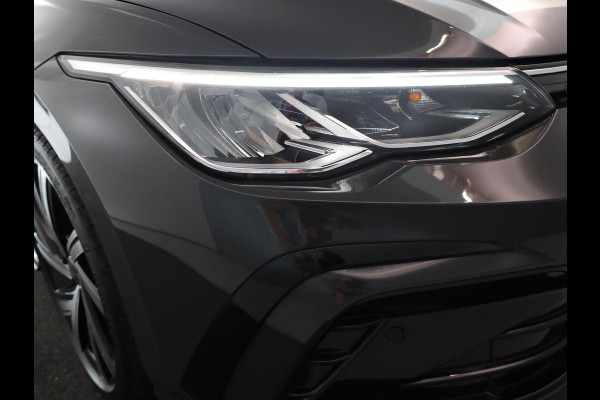 Volkswagen Golf 1.5 TSI R-Line 130 pk | Private lease vanaf €570 | Navigatie via App | Parkeersensoren | Autom. airco | LED koplampen | Apple Carplay/Android Auto | R-Line |
