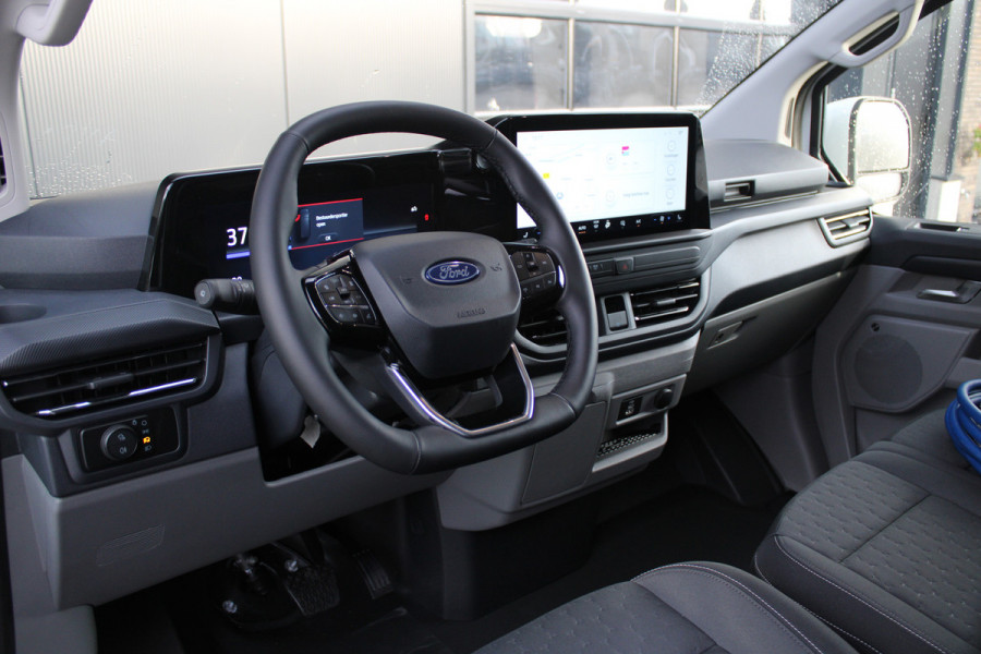 Ford E-Transit Custom 340 L2H1 Limited 218pk - 2x Schuif - LED - 360 Camera - B&O - ACC - Navi - Stoel/Stuurverwarming - Rijklaar
