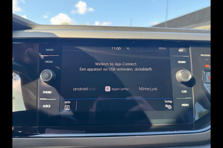 Volkswagen Polo 1.0 TSI DSG 95 PK APPLE CARPLAY Clima Stoelverw.