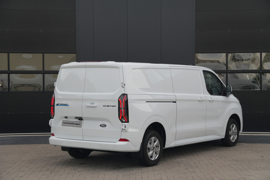 Ford E-Transit Custom 340 L2H1 Limited 71 kWh 218pk - LED - Carplay - Stoelverwarming - Keyless - Cruise - Rijklaar