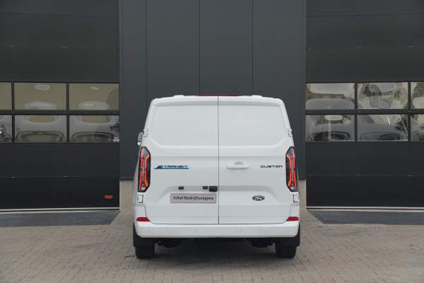 Ford E-Transit Custom 340 L2H1 Limited 71 kWh 218pk - LED - Carplay - Stoelverwarming - Keyless - Cruise - Rijklaar