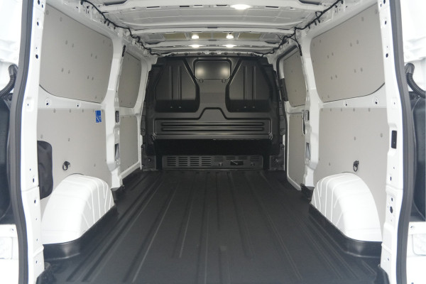 Ford E-Transit Custom 340 L2H1 Limited 71 kWh 218pk - LED - Carplay - Stoelverwarming - Keyless - Cruise - Rijklaar