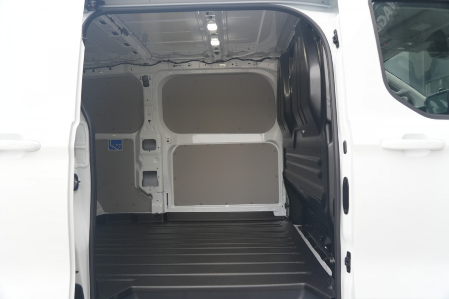Ford E-Transit Custom 340 L2H1 Limited 71 kWh 218pk - LED - Carplay - Stoelverwarming - Keyless - Cruise - Rijklaar