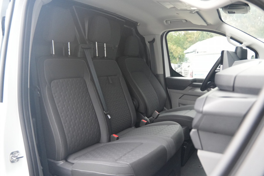 Ford E-Transit Custom 340 L2H1 Limited 71 kWh 218pk - LED - Carplay - Stoelverwarming - Keyless - Cruise - Rijklaar