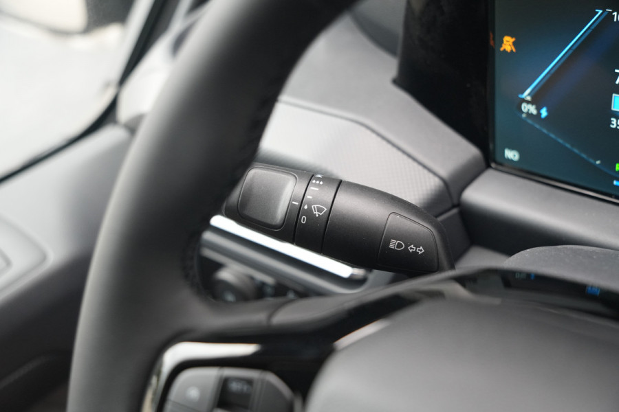 Ford E-Transit Custom 340 L2H1 Limited 71 kWh 218pk - 1+1 stoel - Stoelverwarming - Carplay - Camera - LED - Rijklaar