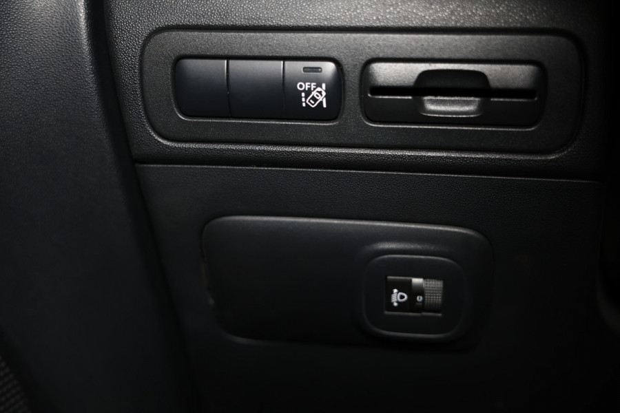 Citroën C3 Aircross 1.2 PureTech S&S Shine CARPLAY NAVI CRUISE CLIMA DAB+ HIFI NFC '18