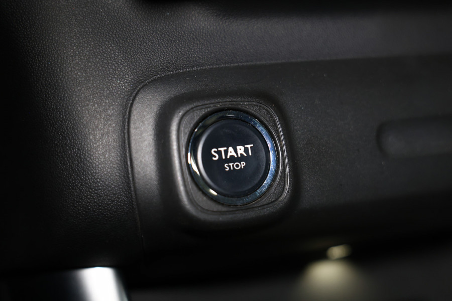 Citroën C3 Aircross 1.2 PureTech S&S Shine CARPLAY NAVI CRUISE CLIMA DAB+ HIFI NFC '18