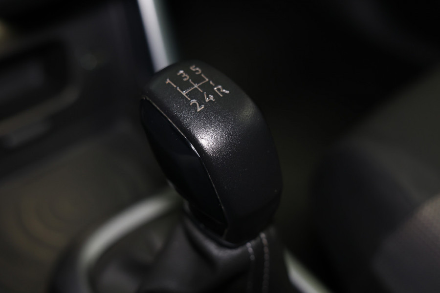 Citroën C3 Aircross 1.2 PureTech S&S Shine CARPLAY NAVI CRUISE CLIMA DAB+ HIFI NFC '18