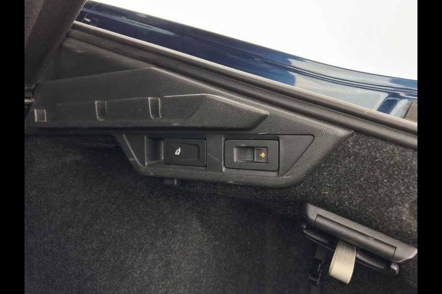 Škoda Octavia 1.0 e-TSI Sport Business   Aut. *FULL-LED | DIGI-COCKPIT | ADAPTIVE-CRUISE | COMFORT-SEATS | NAVI-FULLMAP | CARPLAY | SHIFT-PADDLES | ECC | PDC | 18''ALU | TOWBAR*