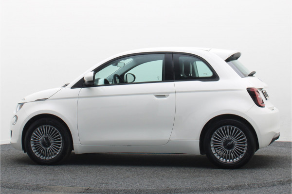 Fiat 500E Icon 42 kWh SOH 96%, Virtual Cockpit, Apple Carplay, Climate, Lane Assist, 16"