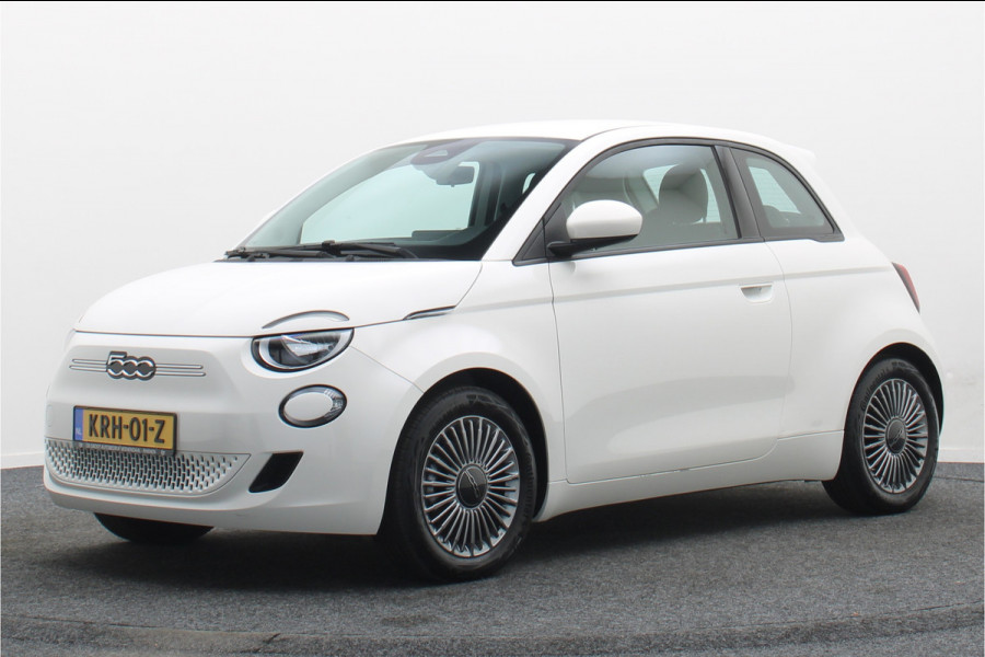 Fiat 500E Icon 42 kWh SOH 96%, Virtual Cockpit, Apple Carplay, Climate, Lane Assist, 16"