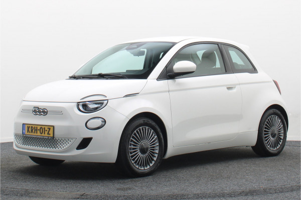 Fiat 500E Icon 42 kWh SOH 96%, Virtual Cockpit, Apple Carplay, Climate, Lane Assist, 16"