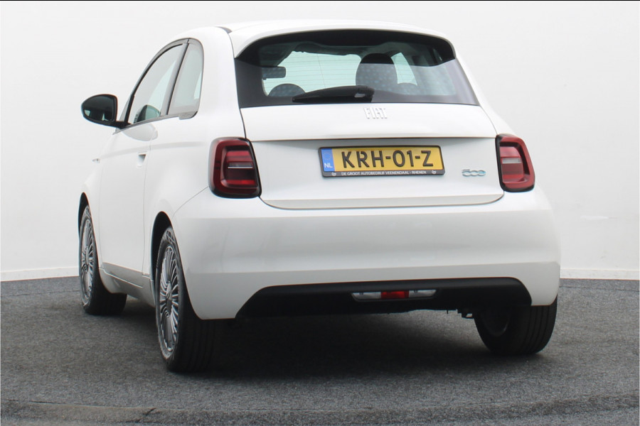Fiat 500E Icon 42 kWh SOH 96%, Virtual Cockpit, Apple Carplay, Climate, Lane Assist, 16"