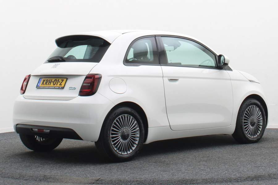 Fiat 500E Icon 42 kWh SOH 96%, Virtual Cockpit, Apple Carplay, Climate, Lane Assist, 16"