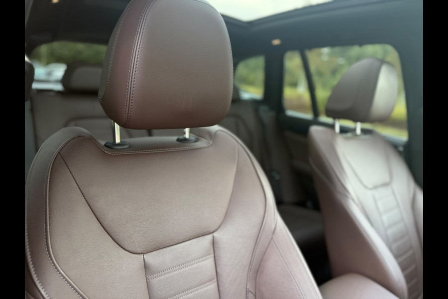 BMW X3 XDrive30e High Executive M- Sport, panoramadak, 360 camera, elect bedienbare stoelen, lazer, fabriek garantie tot 2028,