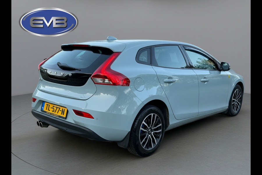Volvo V40 1.5 T2 AUTOMAAT Edition+ sport, dealer onderhouden, navigatie, NL auto met nap