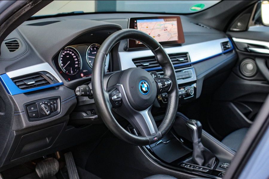 BMW X1 XDrive25e M-Sport *Pano*H/K*Head-Up*Camera*Keyless*Trekhaak*
