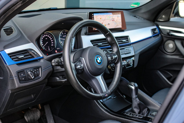 BMW X1 XDrive25e M-Sport *Pano*H/K*Head-Up*Camera*Keyless*Trekhaak*