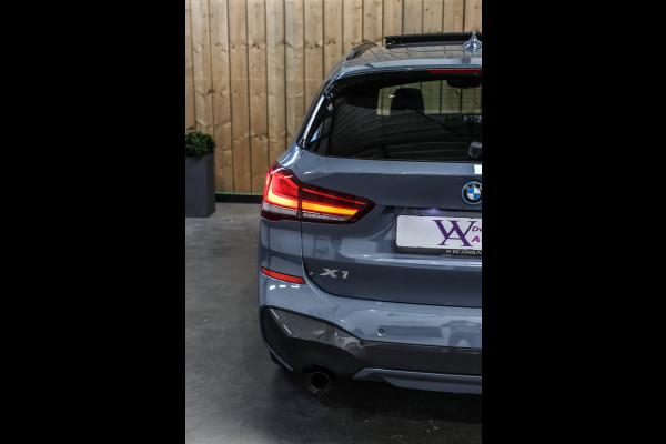 BMW X1 XDrive25e M-Sport *Pano*H/K*Head-Up*Camera*Keyless*Trekhaak*
