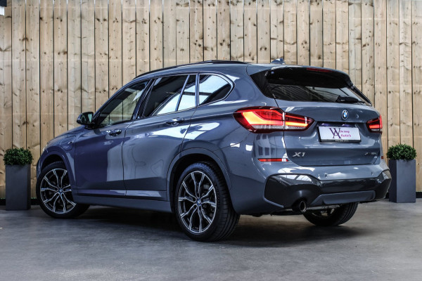 BMW X1 XDrive25e M-Sport *Pano*H/K*Head-Up*Camera*Keyless*Trekhaak*