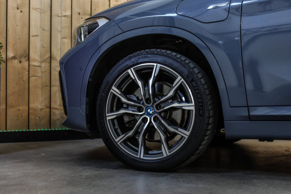 BMW X1 XDrive25e M-Sport *Pano*H/K*Head-Up*Camera*Keyless*Trekhaak*