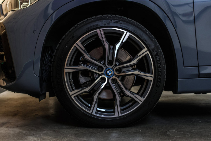 BMW X1 XDrive25e M-Sport *Pano*H/K*Head-Up*Camera*Keyless*Trekhaak*