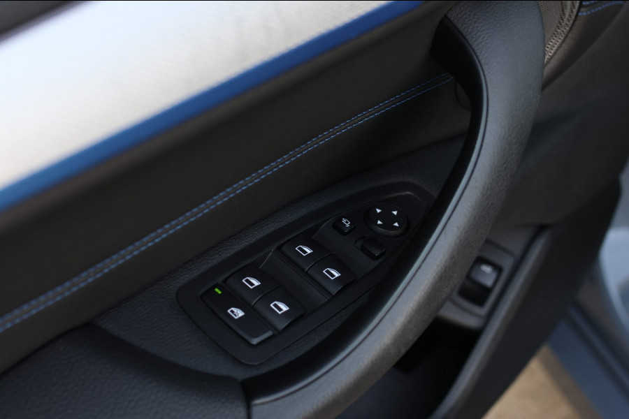 BMW X1 XDrive25e M-Sport *Pano*H/K*Head-Up*Camera*Keyless*Trekhaak*
