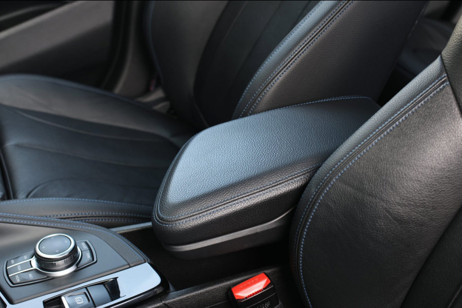 BMW X1 XDrive25e M-Sport *Pano*H/K*Head-Up*Camera*Keyless*Trekhaak*