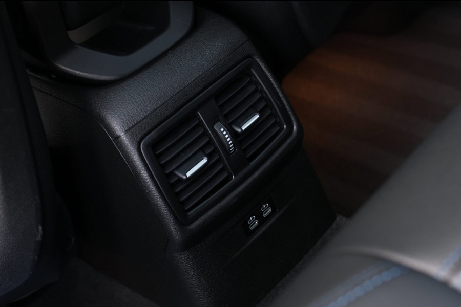 BMW X1 XDrive25e M-Sport *Pano*H/K*Head-Up*Camera*Keyless*Trekhaak*